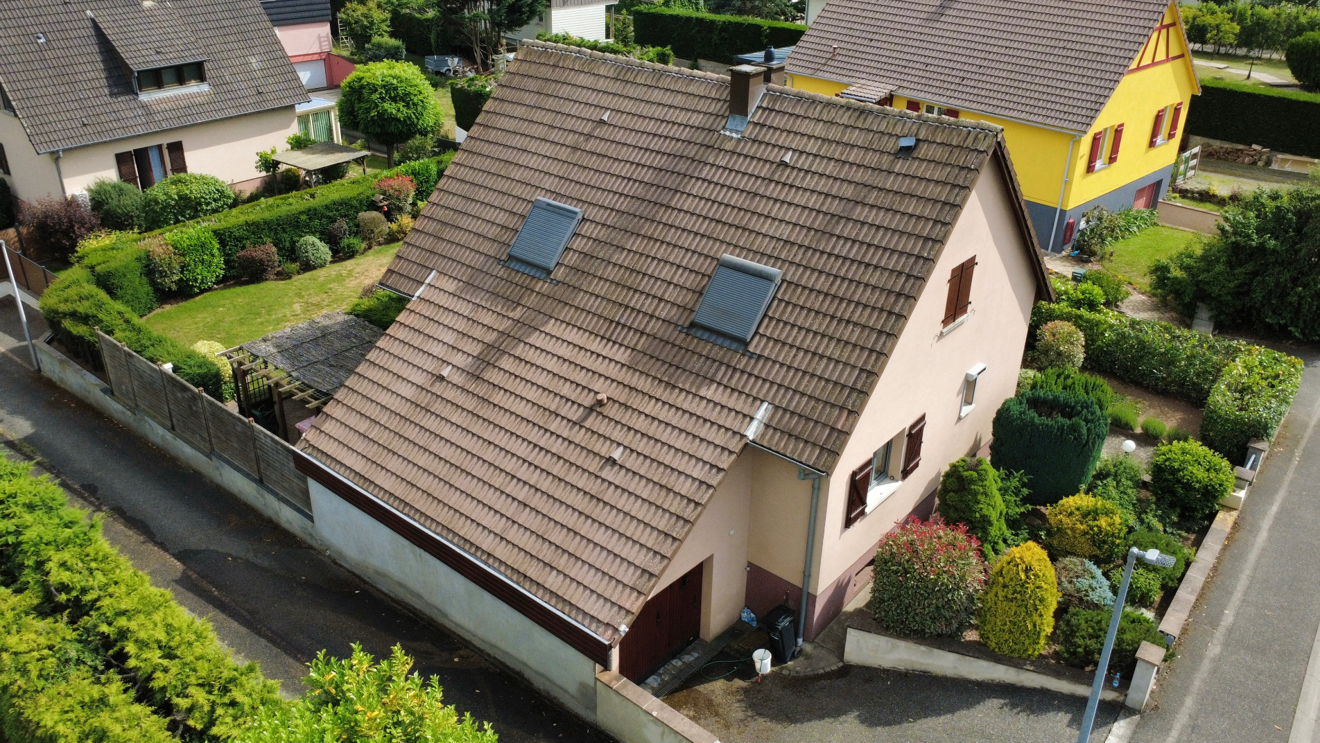 Toiture pavillon Alsace — après nettoyage drone